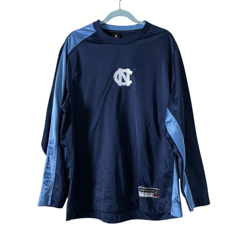 NIKE Carolina Tar Heels UNC Jordan Center Patch Long Sleeve Shirt Men's Medium
